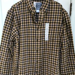 ST. JOHN’S BAY FLANNEL LONG SLEEVE SHIRT, Size XL